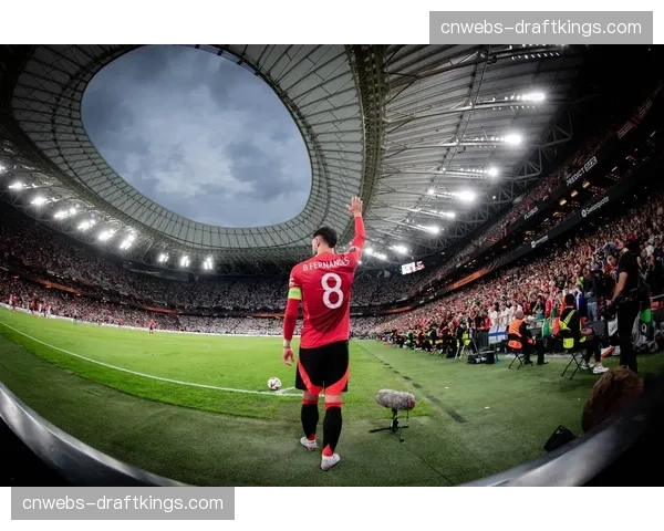 半场战报:里尔0-0朗斯,双方射门合计仅5次 半场战报:里尔0-0朗斯,双方射门合计仅5次